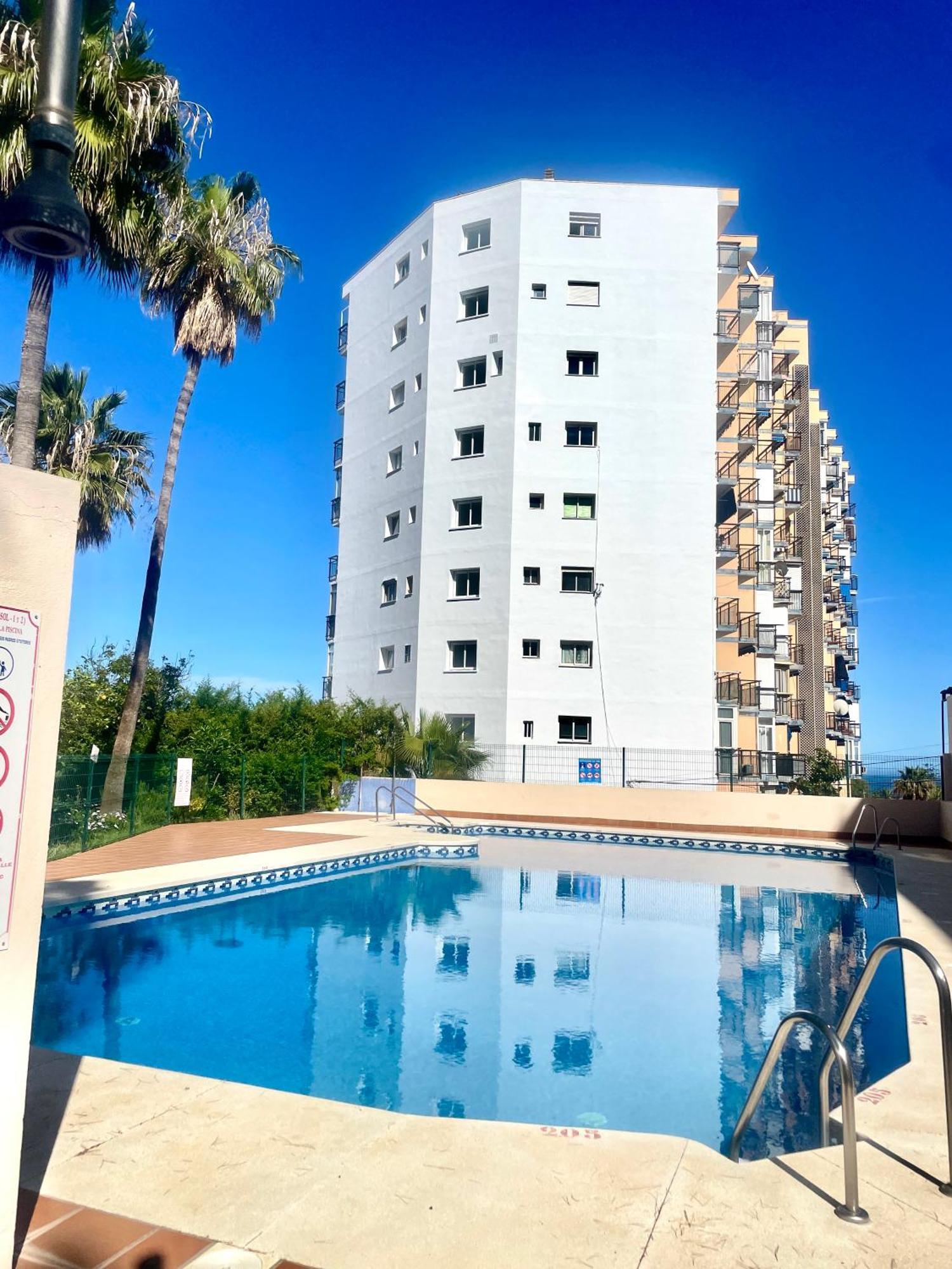 Estudio Nuevo Y Con Piscina Benalmádena Zewnętrze zdjęcie